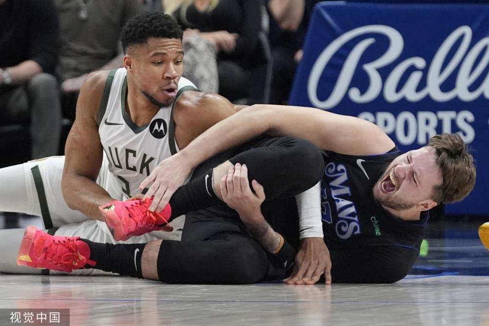 都显得游刃 都显得游刃